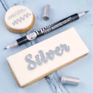 Sweet Stamp Stift met eetbare inkt in metallic zilver.